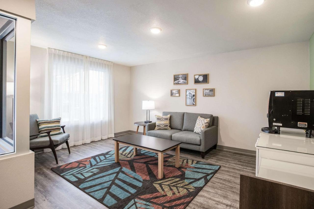 Woodspring Suites Detroit Madison Heights Εξωτερικό φωτογραφία