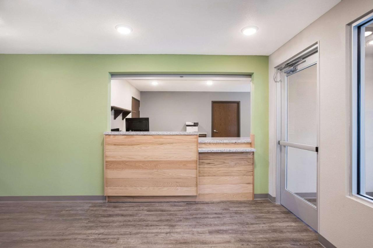 Woodspring Suites Detroit Madison Heights Εξωτερικό φωτογραφία