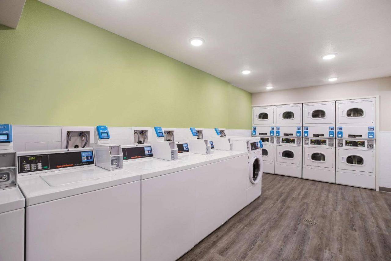 Woodspring Suites Detroit Madison Heights Εξωτερικό φωτογραφία