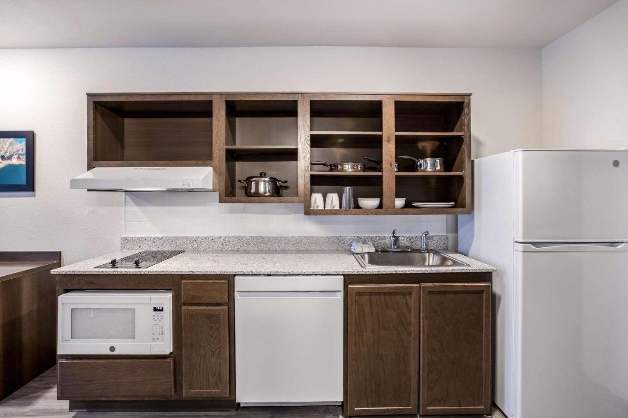 Woodspring Suites Detroit Madison Heights Εξωτερικό φωτογραφία